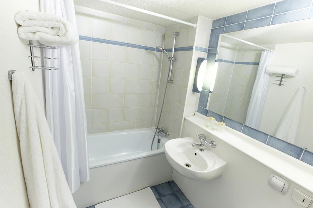 Kyriad Direct Metz Nord - Woippy Habitación foto
